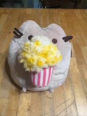 Gund Pusheen Popcorn Cat plush